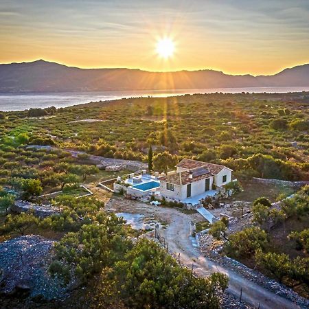 Villa Little Hill Postira Dış mekan fotoğraf