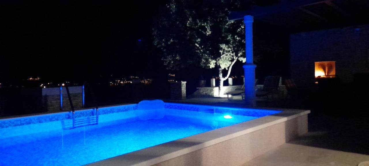 Villa Little Hill Postira Dış mekan fotoğraf