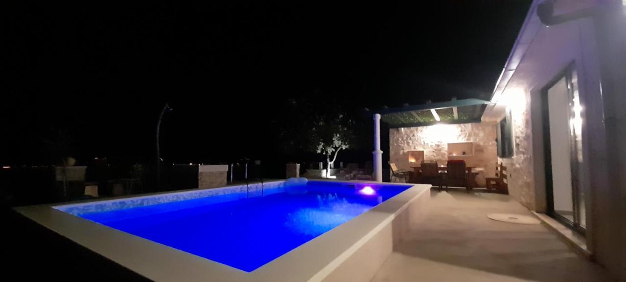 Villa Little Hill Postira Dış mekan fotoğraf